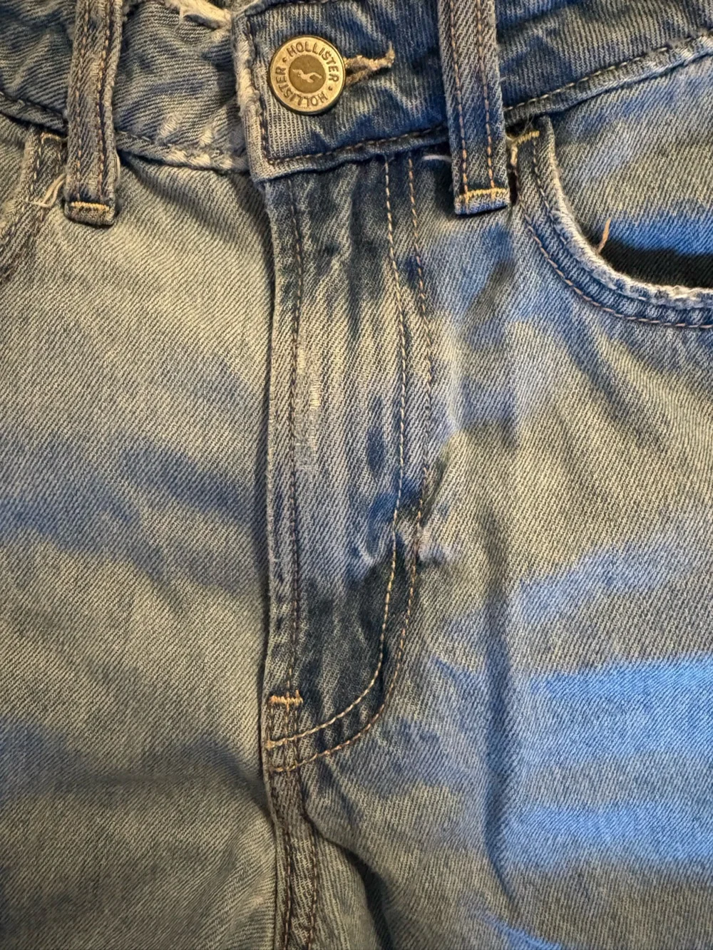 Hollister classic light